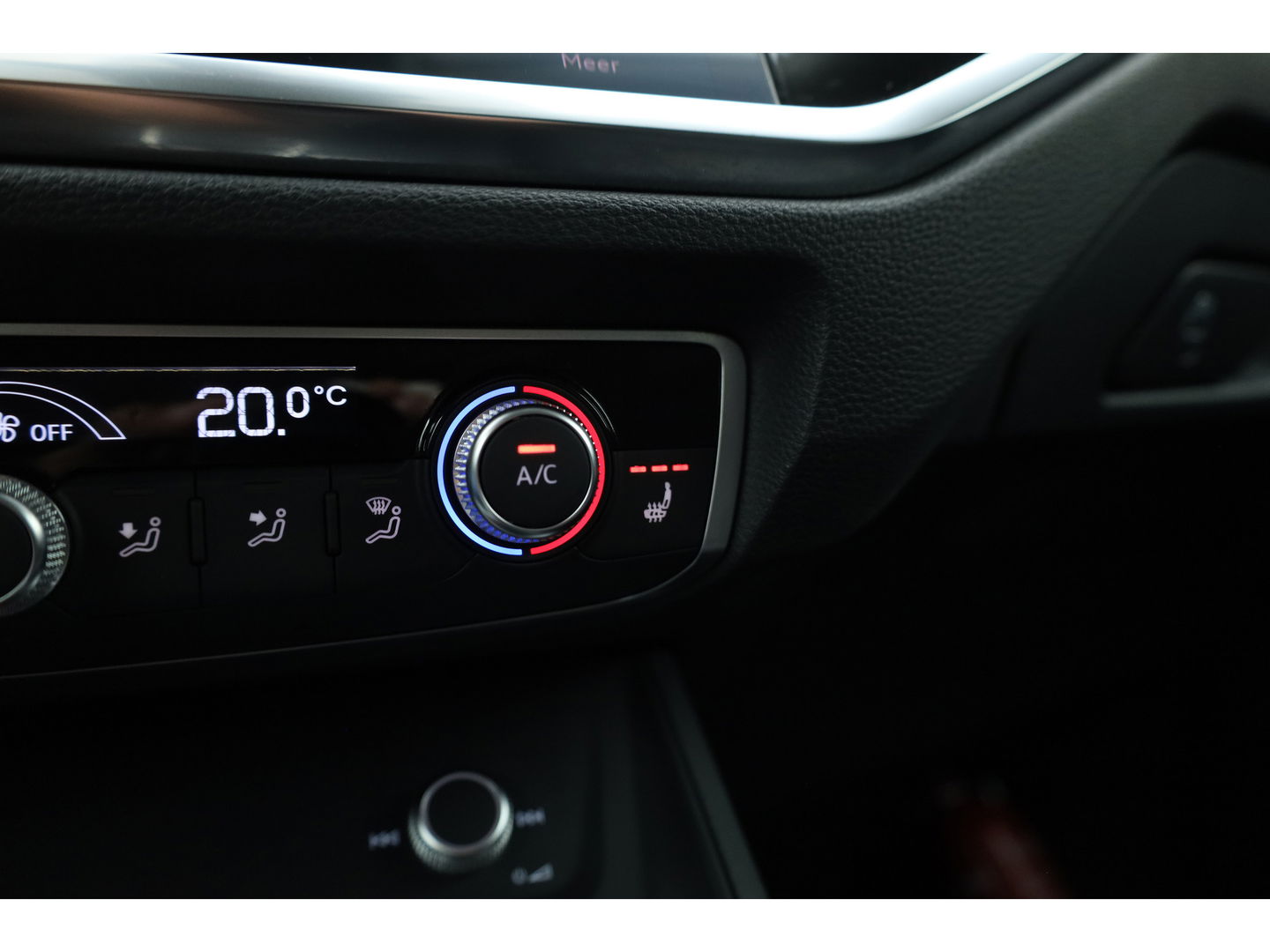 Audi Q3 Sportback 35 TFSI Business Edition | S Line | Navi | Afn. Trekhaak | Adapt. Cruise | Carplay | Camera | Stoelverw.