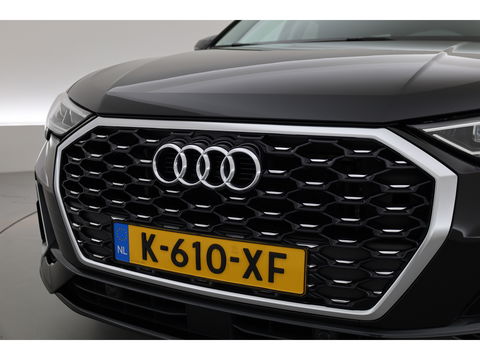Audi Q3 Sportback 35 TFSI Business Edition | S Line | Navi | Afn. Trekhaak | Adapt. Cruise | Carplay | Camera | Stoelverw.