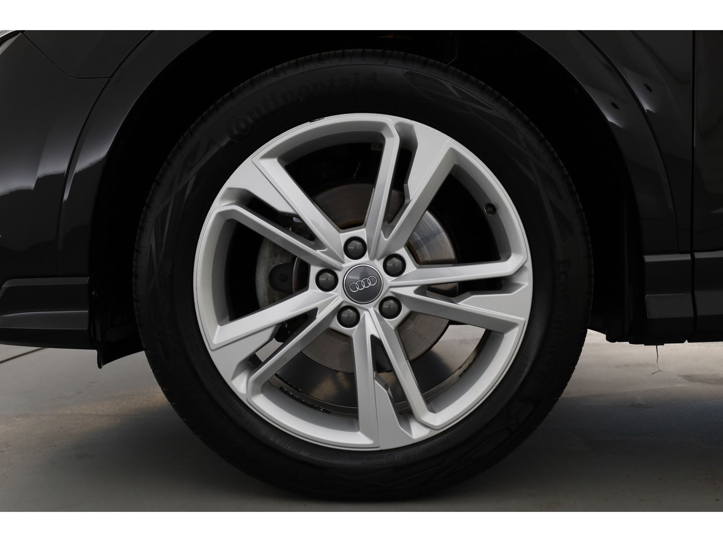 Audi Q3 Sportback 35 TFSI Business Edition | S Line | Navi | Afn. Trekhaak | Adapt. Cruise | Carplay | Camera | Stoelverw.