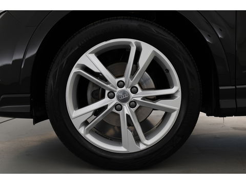 Audi Q3 Sportback 35 TFSI Business Edition | S Line | Navi | Afn. Trekhaak | Adapt. Cruise | Carplay | Camera | Stoelverw.