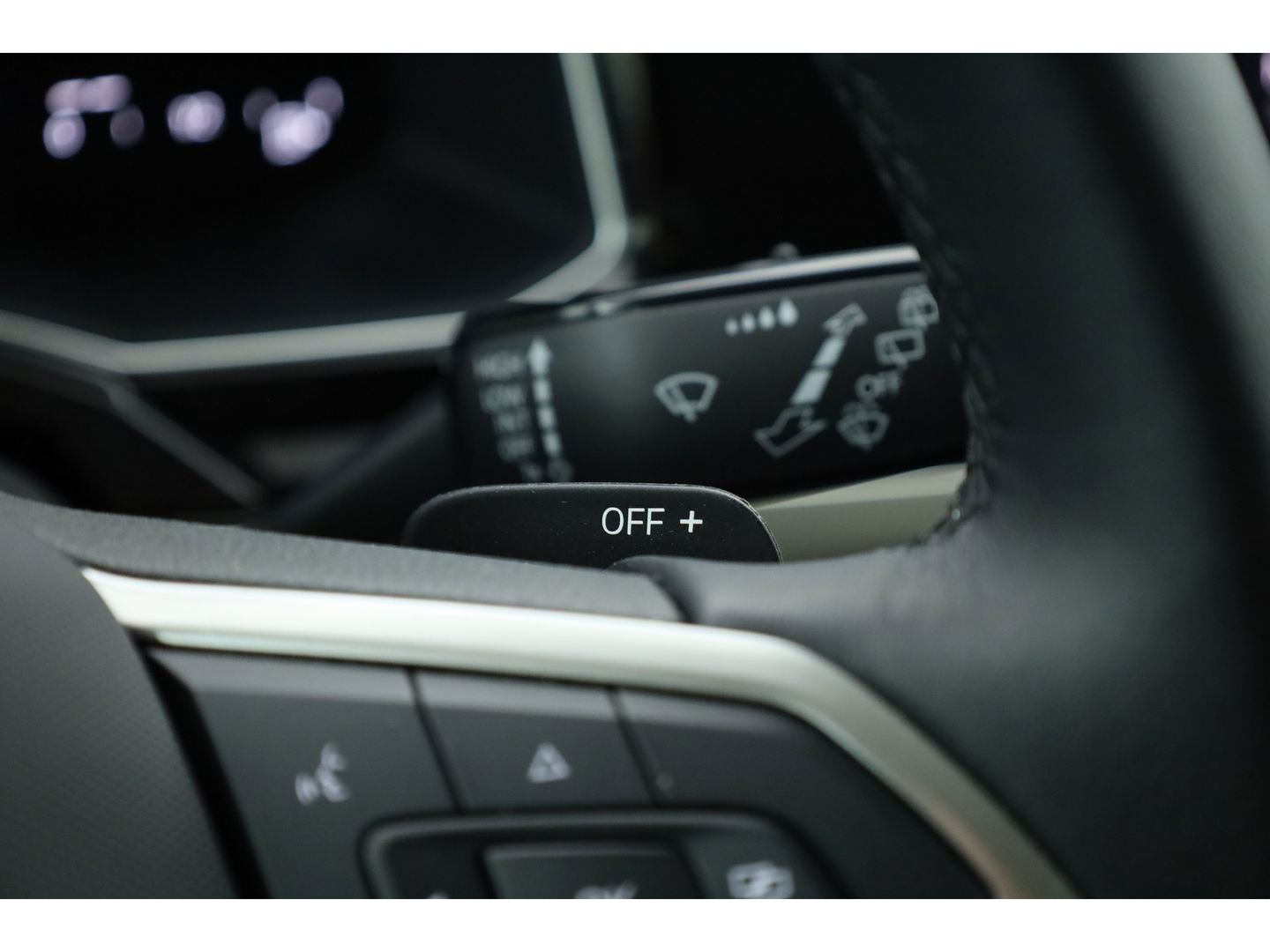 Volkswagen Polo 1.0 TSI DSG | Navi | Travel Assist | Camera | Stoelverw. | Apple CarPlay |