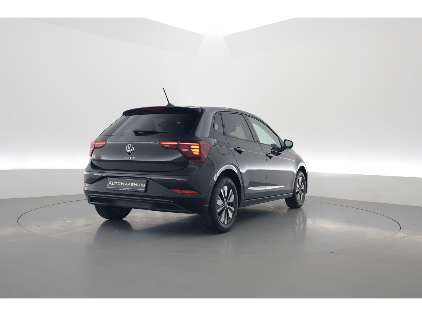 Volkswagen Polo 1.0 TSI DSG | Navi | Travel Assist | Camera | Stoelverw. | Apple CarPlay |