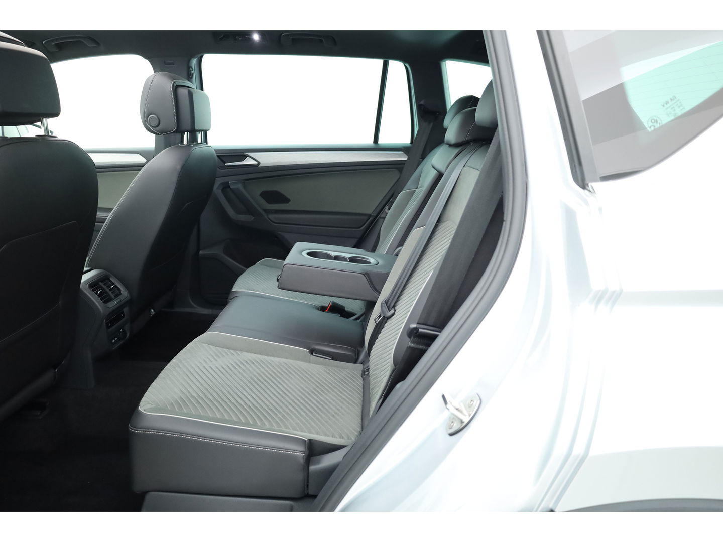 SEAT Tarraco 1.4 TSI e-Hybrid PHEV Xperience | Pano | Travel Assist | Stoel- Stuurverw. | Keyless | Camera | Navi