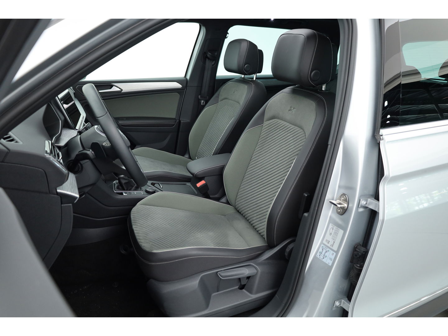 SEAT Tarraco 1.4 TSI e-Hybrid PHEV Xperience | Pano | Travel Assist | Stoel- Stuurverw. | Keyless | Camera | Navi