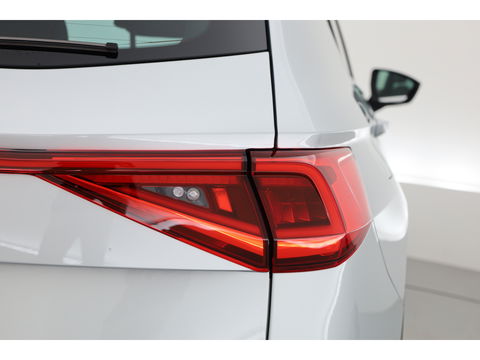 SEAT Tarraco 1.4 TSI e-Hybrid PHEV Xperience | Pano | Travel Assist | Stoel- Stuurverw. | Keyless | Camera | Navi