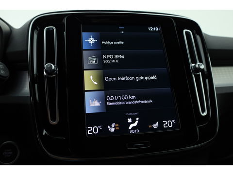 Volvo XC40 T4 Recharge Core | Pilot Assist | Elek. Trekhaak | Camera | Navi | Stoel- Stuurverw.