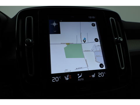 Volvo XC40 T4 Recharge Core | Pilot Assist | Elek. Trekhaak | Camera | Navi | Stoel- Stuurverw.