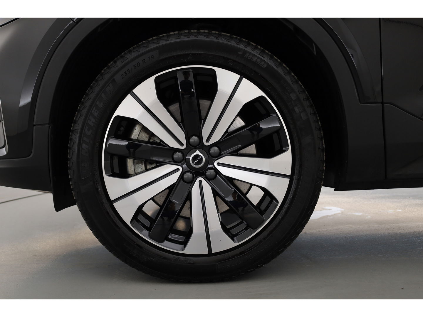 Volvo XC40 T4 Recharge Core | Pilot Assist | Elek. Trekhaak | Camera | Navi | Stoel- Stuurverw.