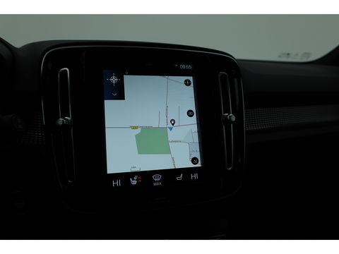 Volvo XC40 1.5 T5 Recharge R-Design | Pilot Assist | Elek. Trekhaak | Elek. Stoelen | Stoel- Stuurverw. | H&K