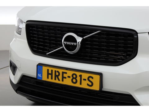 Volvo XC40 1.5 T5 Recharge R-Design | Pilot Assist | Elek. Trekhaak | Elek. Stoelen | Stoel- Stuurverw. | H&K