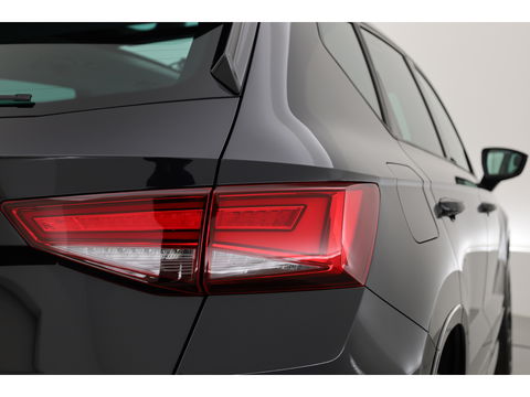 SEAT Ateca 1.5 TSI FR | Pano | Adapt. Cruise | Camera | Beats Audio | Elek. Trekhaak | Apple CarPlay