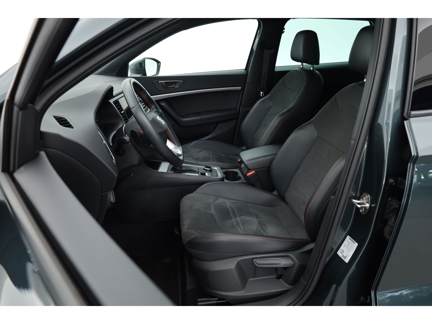 SEAT Ateca 1.5 TSI FR Business Intense | Navi | CarPlay | Trekhaak | Beats Audio | Adapt. Cruise
