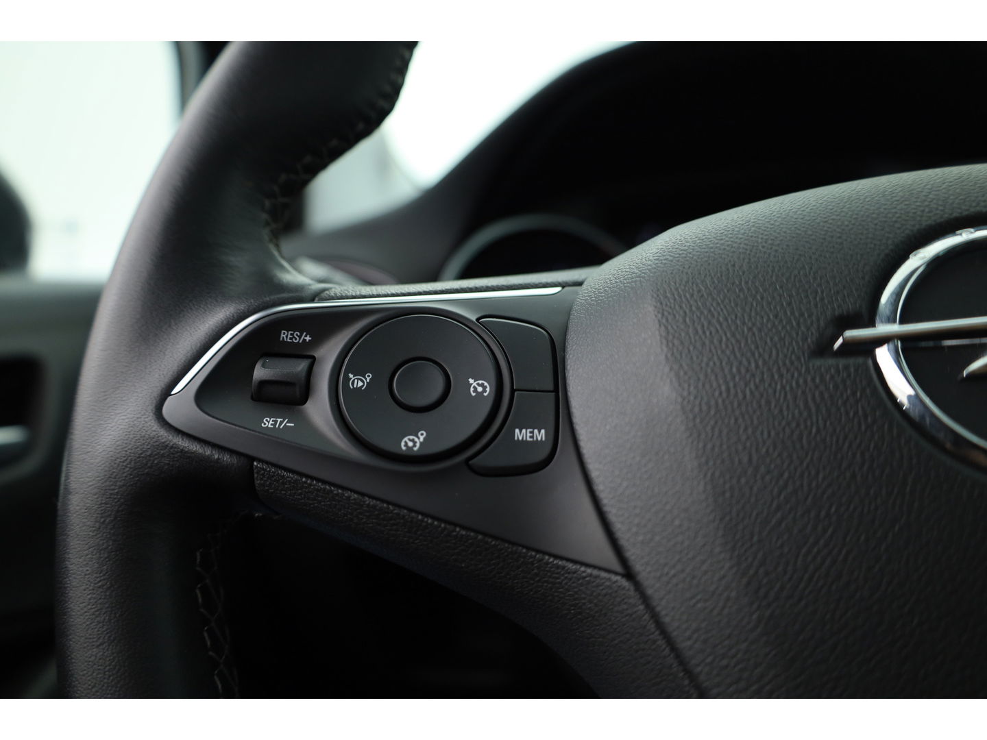 Opel Crossland 1.2 Turbo Elegance | Pano | Camera | Navi | Dodehoekdet. | Apple CarPlay