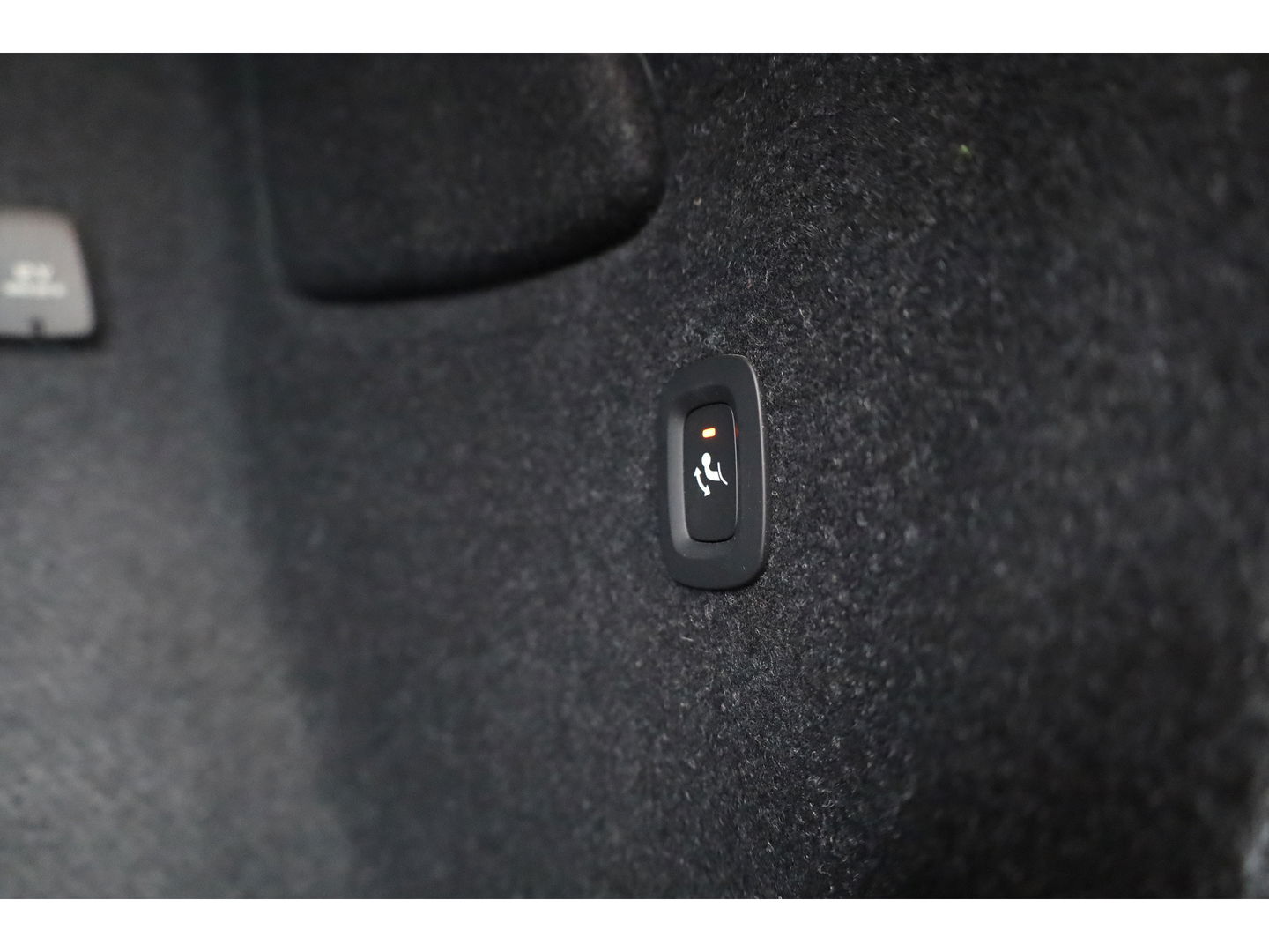 Volvo XC40 1.5 T5 Recharge Ultimate Dark | Pano | 360cam | Elek. Trekhaak | Harman Kardon | Pilot Assist