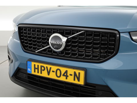 Volvo XC40 1.5 T5 Recharge Ultimate Dark | Pano | 360cam | Elek. Trekhaak | Harman Kardon | Pilot Assist