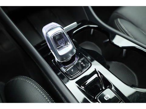 Volvo XC40 1.5 T5 Recharge Ultimate Dark | Pano | 360cam | Elek. Trekhaak | Harman Kardon | Pilot Assist