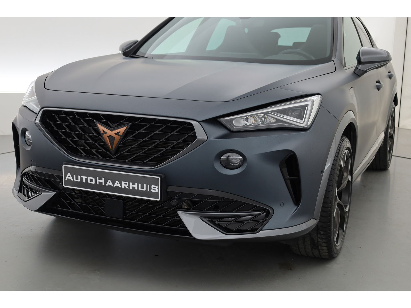 CUPRA Formentor 1.4 e-Hybrid VZ | Pano | MAT Grijs | Elek. trekhaak | Stoel- Stuurverw. | Adapt. Cruise