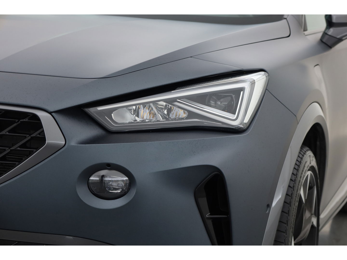 CUPRA Formentor 1.4 e-Hybrid VZ | Pano | MAT Grijs | Elek. trekhaak | Stoel- Stuurverw. | Adapt. Cruise