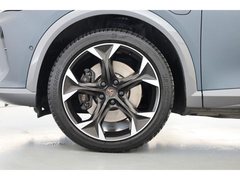 CUPRA Formentor 1.4 e-Hybrid VZ | Pano | MAT Grijs | Elek. trekhaak | Stoel- Stuurverw. | Adapt. Cruise