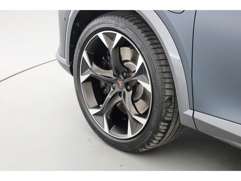 CUPRA Formentor 1.4 e-Hybrid VZ | Pano | MAT Grijs | Elek. trekhaak | Stoel- Stuurverw. | Adapt. Cruise
