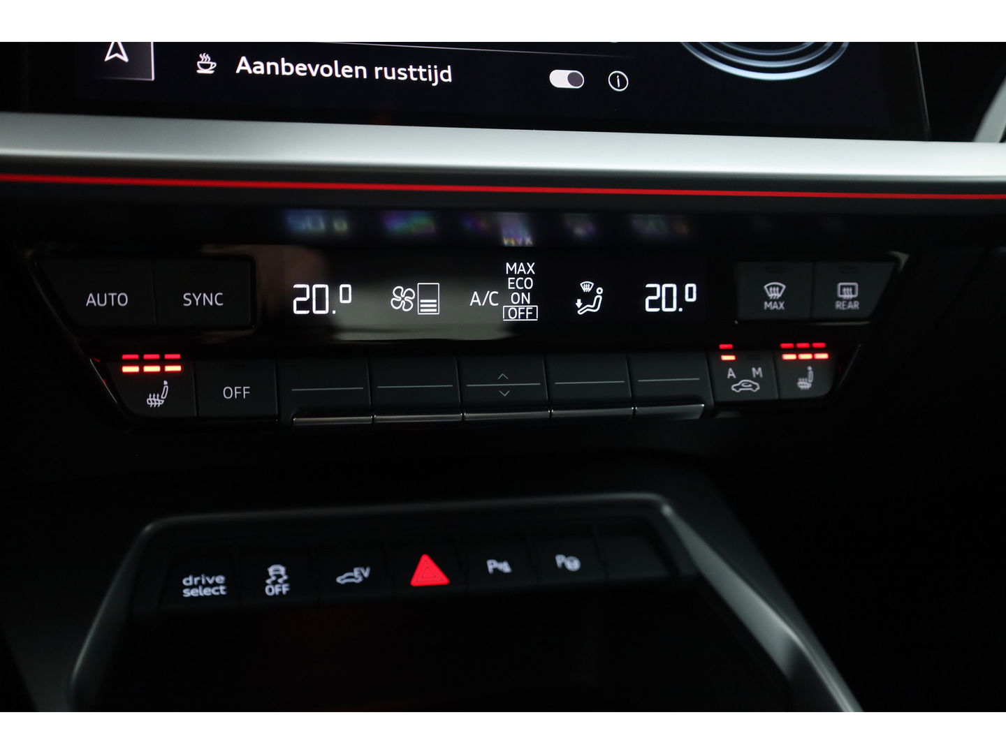Audi A3 Sportback 45 TFSI e S Line Competition | PHEV | Bang & Olufsen | Adapt. Cruise | S Line | Elek. Stoelen | Afn. Trekhaak