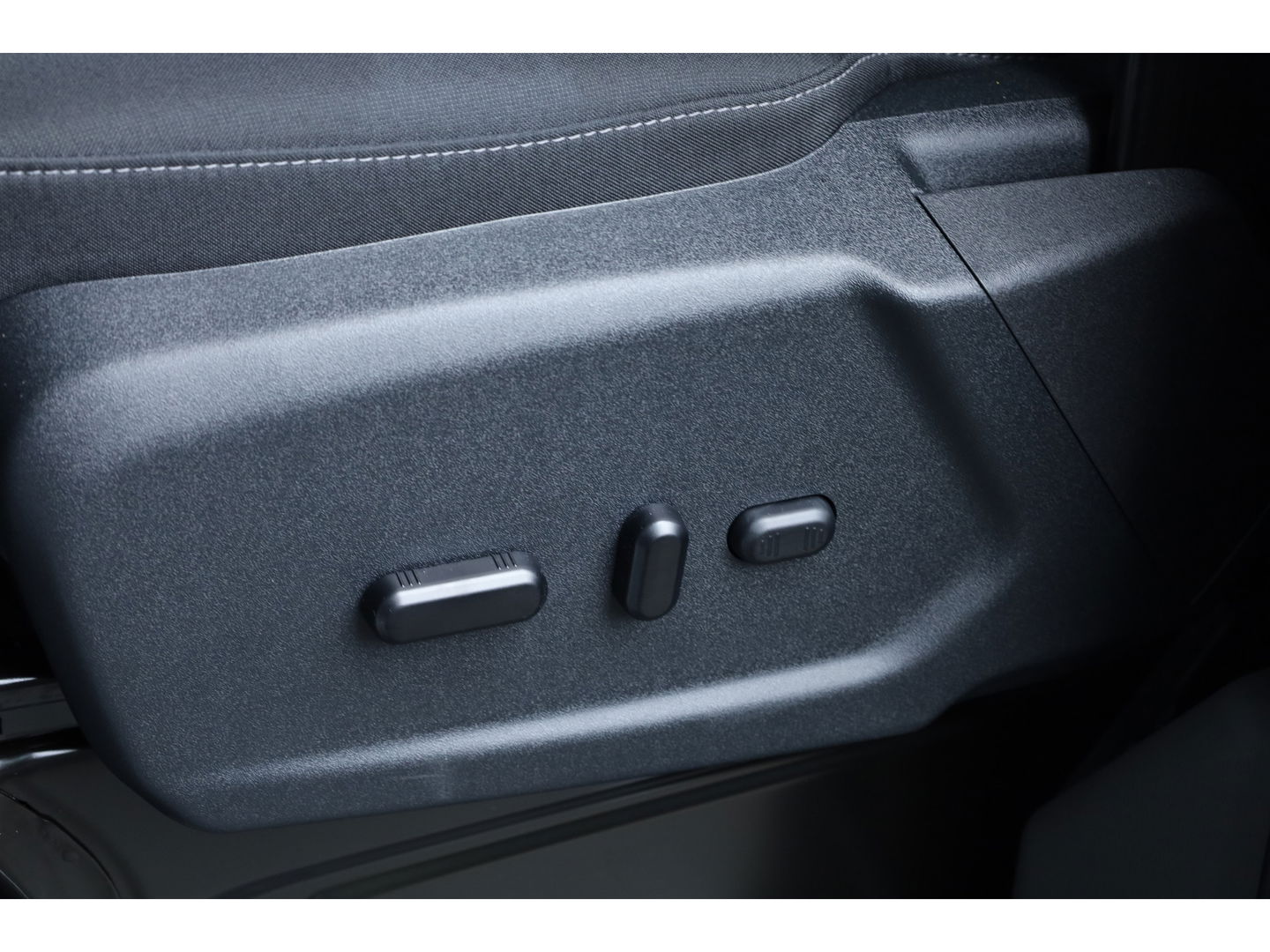 Ford Transit 350 2.0 TDCI L3H2 Trend | Airco | Navi | Cruise | Apple Carplay | Trekhaak | 2.800kg trekgewicht