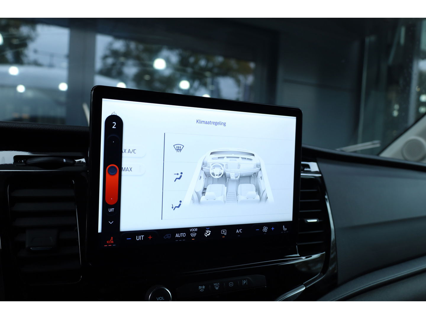 Ford Transit 350 2.0 TDCI L3H2 Trend | Airco | Navi | Cruise | Apple Carplay | Trekhaak | 2.800kg trekgewicht
