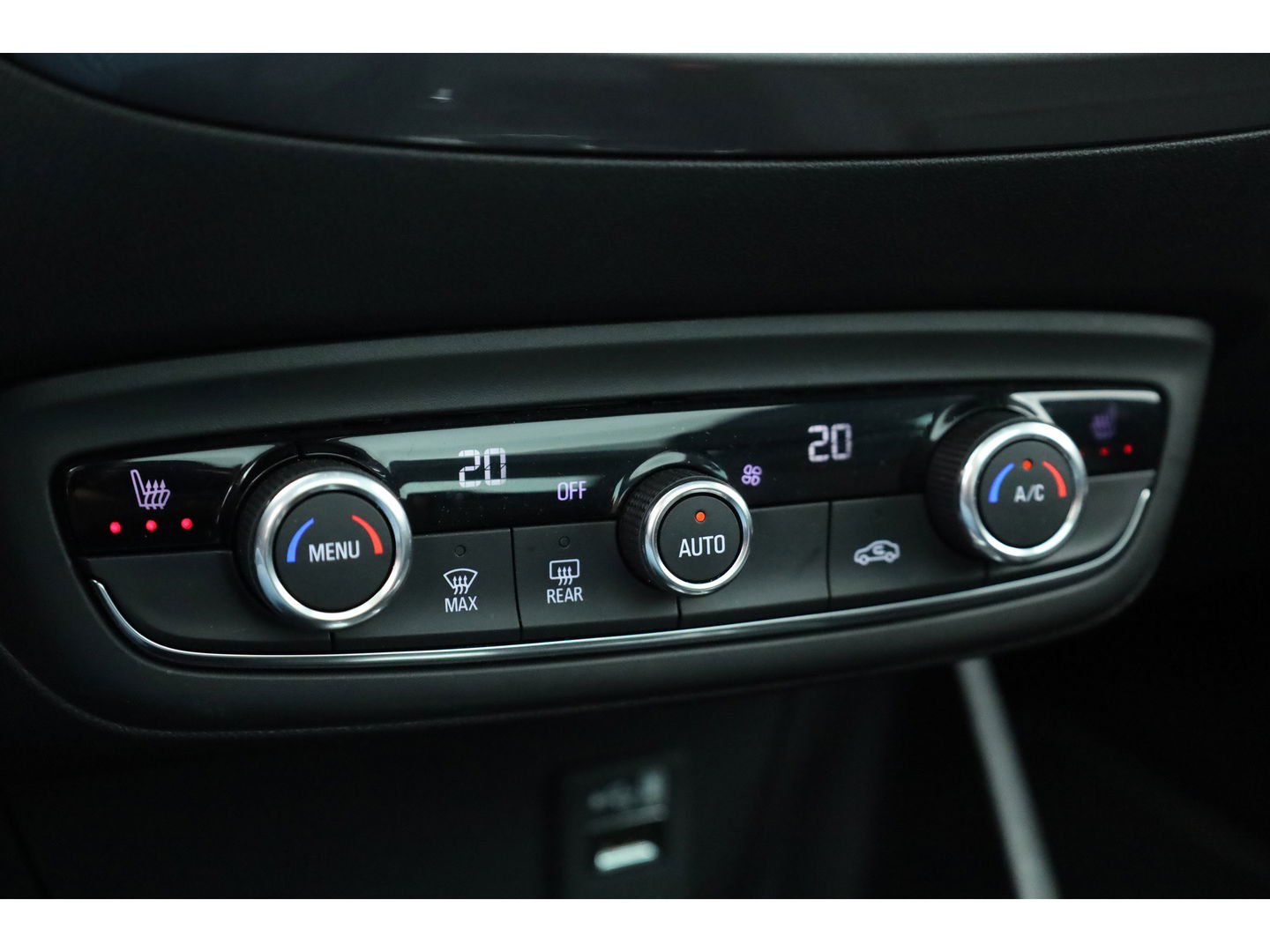Opel Crossland X 1.2 Turbo Ultimate | CarPlay | Pano | Stoel-stuurver. | Cruise | PDC V+A | Navi