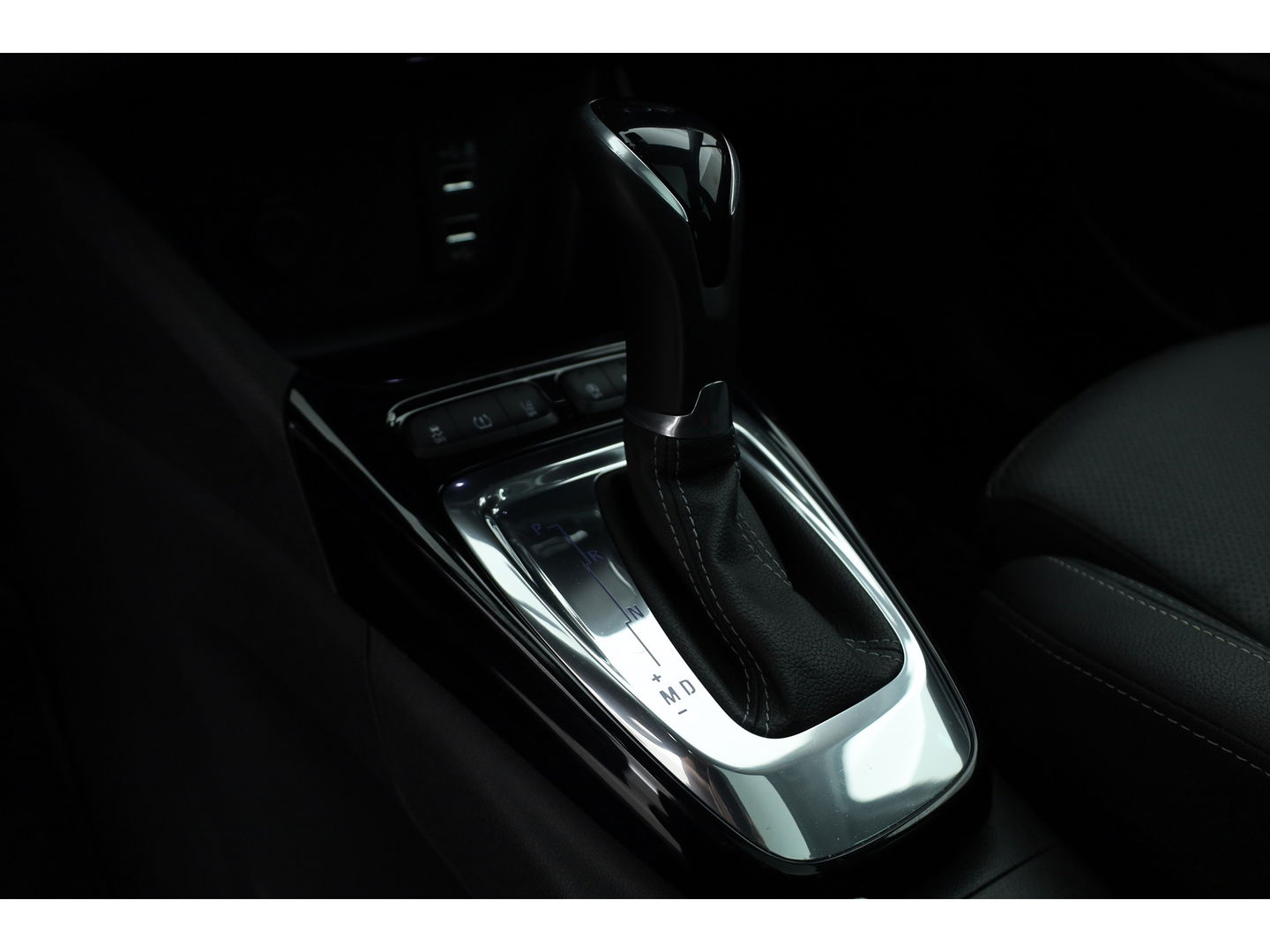 Opel Crossland X 1.2 Turbo Ultimate | CarPlay | Pano | Stoel-stuurver. | Cruise | PDC V+A | Navi