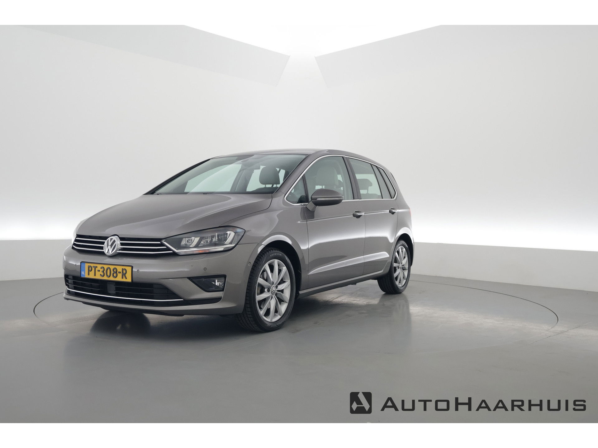 Volkswagen Golf Sportsvan 1.4 TSI Highline DSG | Leder | Camera | Navi | Keyless | Afn. Trekhaak | Dodehoekdet.