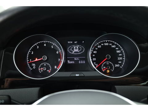 Volkswagen Golf Sportsvan 1.4 TSI Highline DSG | Leder | Camera | Navi | Keyless | Afn. Trekhaak | Dodehoekdet.