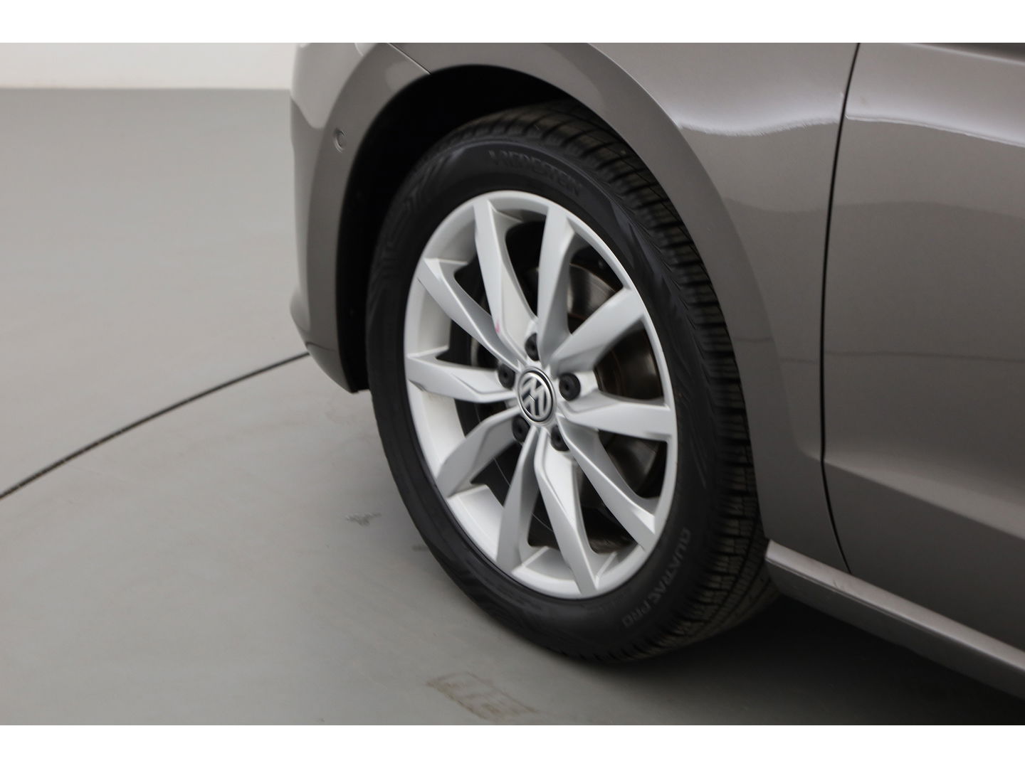 Volkswagen Golf Sportsvan 1.4 TSI Highline DSG | Leder | Camera | Navi | Keyless | Afn. Trekhaak | Dodehoekdet.