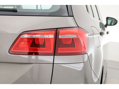 Volkswagen Golf Sportsvan 1.4 TSI Highline DSG | Leder | Camera | Navi | Keyless | Afn. Trekhaak | Dodehoekdet.