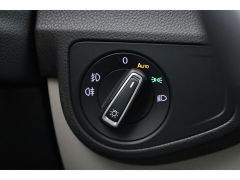 Volkswagen Golf Sportsvan 1.4 TSI Highline DSG | Leder | Camera | Navi | Keyless | Afn. Trekhaak | Dodehoekdet.