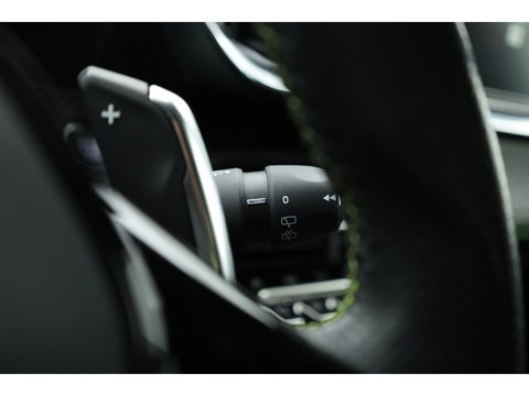 Peugeot 2008 1.2 PureTech GT Pack | Keyless | Carplay | Stoelver. | 18" | Focal Audio