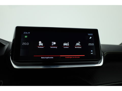Peugeot 2008 1.2 PureTech GT Pack | Keyless | Carplay | Stoelver. | 18" | Focal Audio