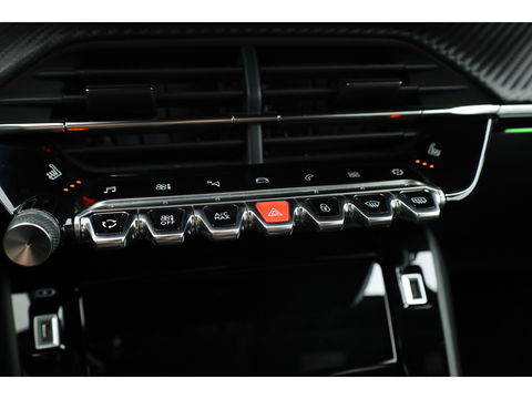 Peugeot 2008 1.2 PureTech GT Pack | Keyless | Carplay | Stoelver. | 18" | Focal Audio