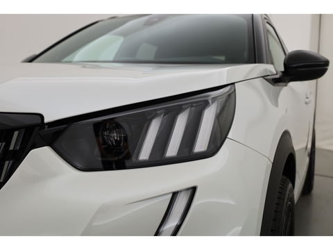 Peugeot 2008 1.2 PureTech GT Pack | Keyless | Carplay | Stoelver. | 18" | Focal Audio
