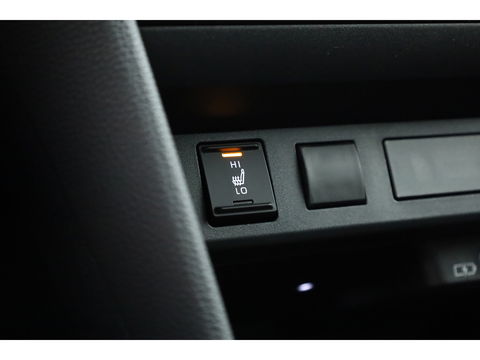 Toyota Yaris Cross 1.5 Hybrid Teamplayer 130pk | Safety pack | Winter pack | Navi | Adapt. Cruise | Camera | Keyless