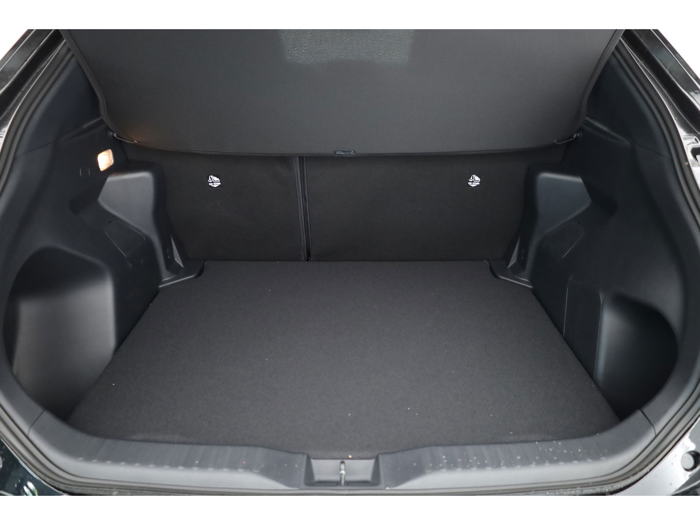 Toyota Yaris Cross 1.5 Hybrid Teamplayer 130pk | Safety pack | Winter pack | Navi | Adapt. Cruise | Camera | Keyless