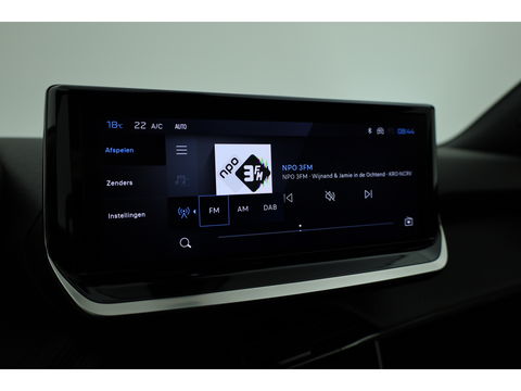 Peugeot 2008 1.2 PureTech 130 Allure | Navi | Camera | Apple CarPlay | Clima | LED |