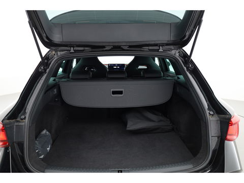 CUPRA Leon Sportstourer 1.4 e-Hybrid | Adapt. Cruise | Camera | Apple CarPlay | Stoel- Stuurverw. | Keyless