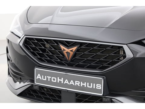 CUPRA Leon Sportstourer 1.4 e-Hybrid | Adapt. Cruise | Camera | Apple CarPlay | Stoel- Stuurverw. | Keyless