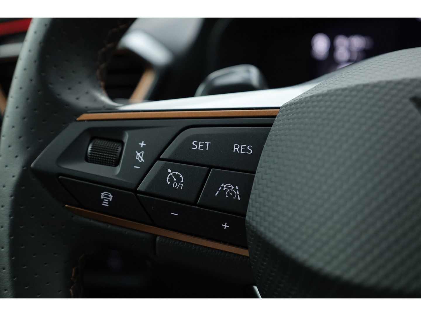 CUPRA Leon Sportstourer 1.4 e-Hybrid | Adapt. Cruise | Camera | Apple CarPlay | Stoel- Stuurverw. | Keyless