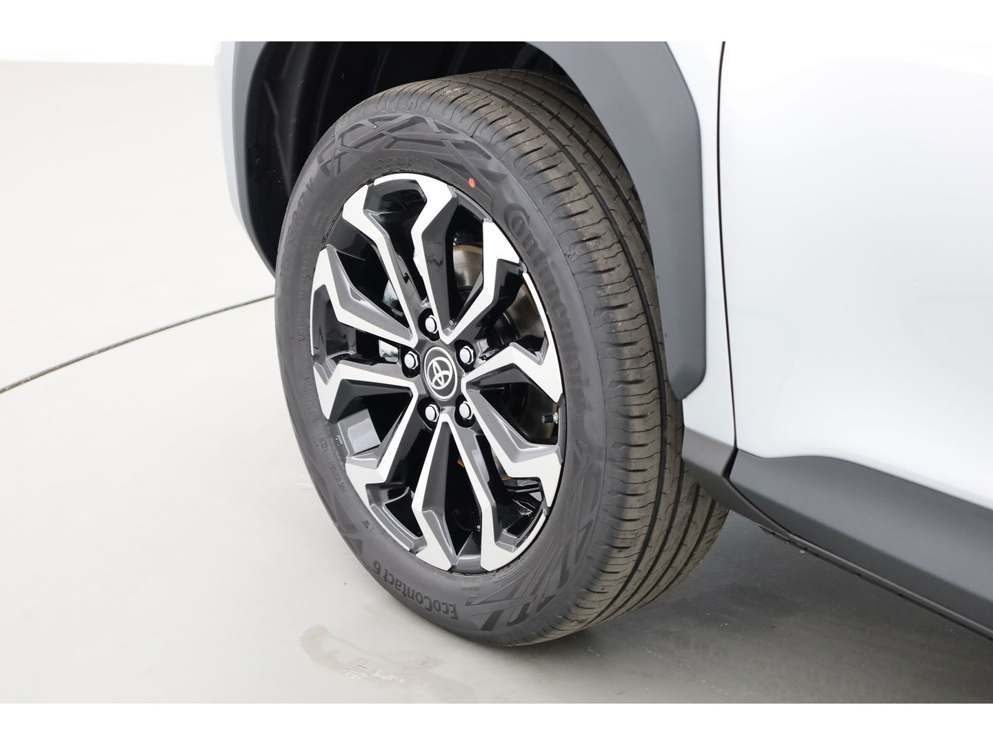 Toyota Yaris Cross 1.5 Hybrid Teamplayer 130pk | Winter pack | Safety pack | Navi | Adapt. Cruise | Camera | Keyless