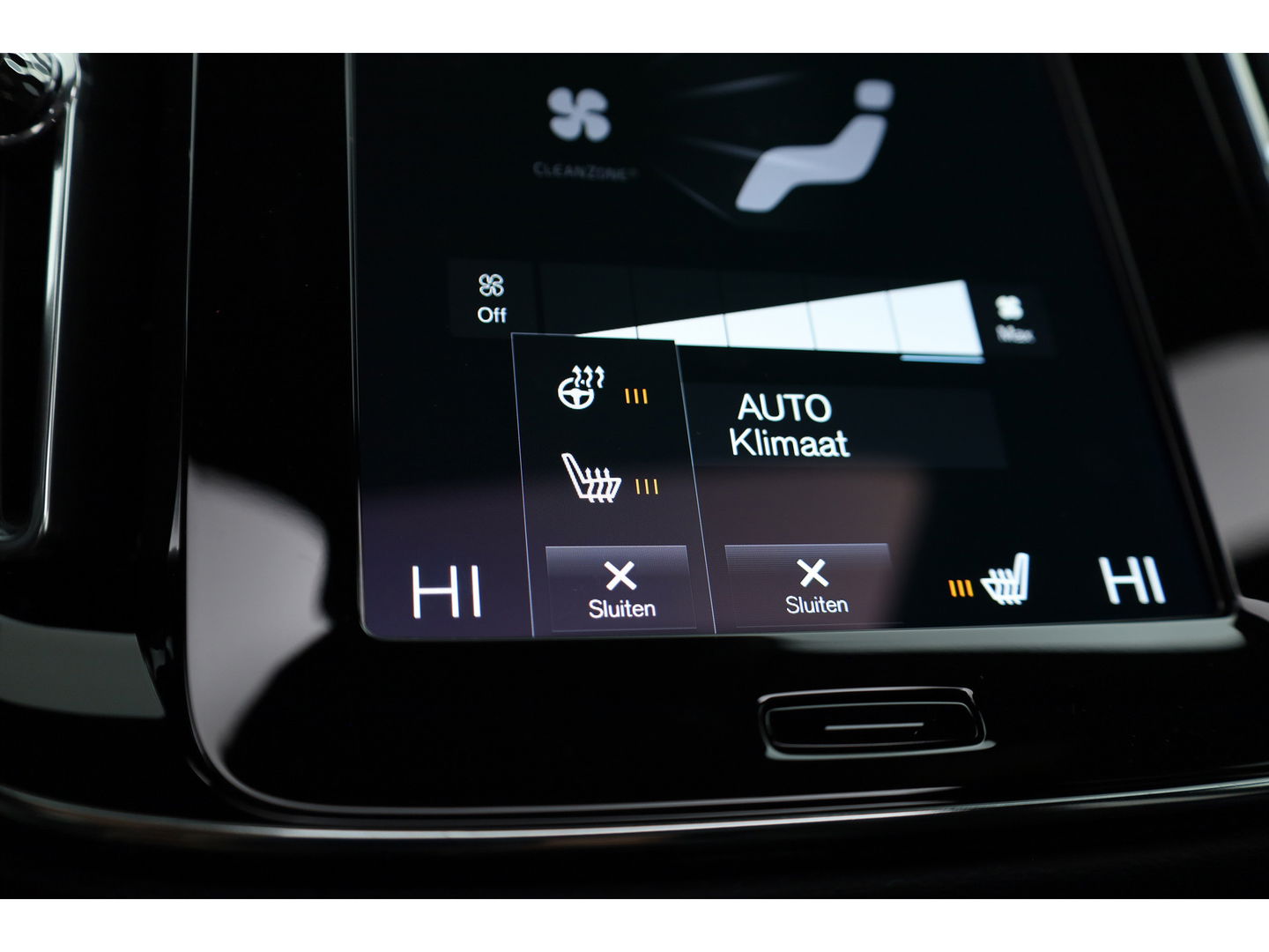 Volvo XC40 T5 Recharge R-Design | Pano | Navi | Elek. Stoelen | Stoel- Stuurverw. | Carplay | Camera