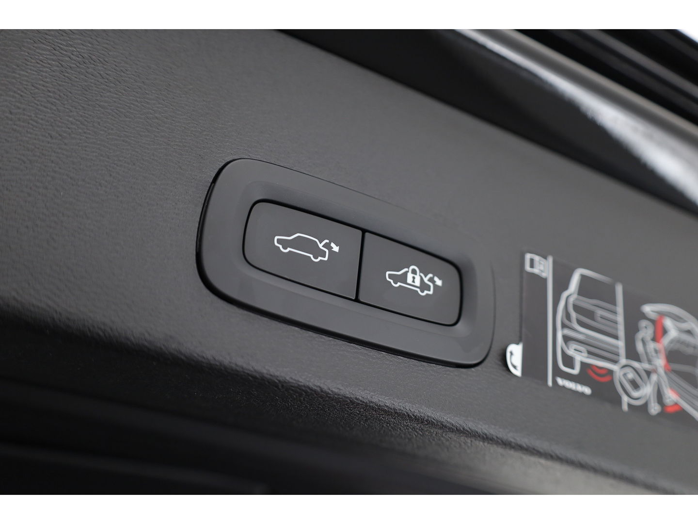 Volvo XC40 T5 Recharge R-Design | Pano | Navi | Elek. Stoelen | Stoel- Stuurverw. | Carplay | Camera