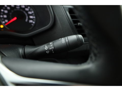 Renault Trafic 2.0 dCi 130 T30 L2H1 Work Edition | Trekhaak | Cruise | Camera | Bluetooth