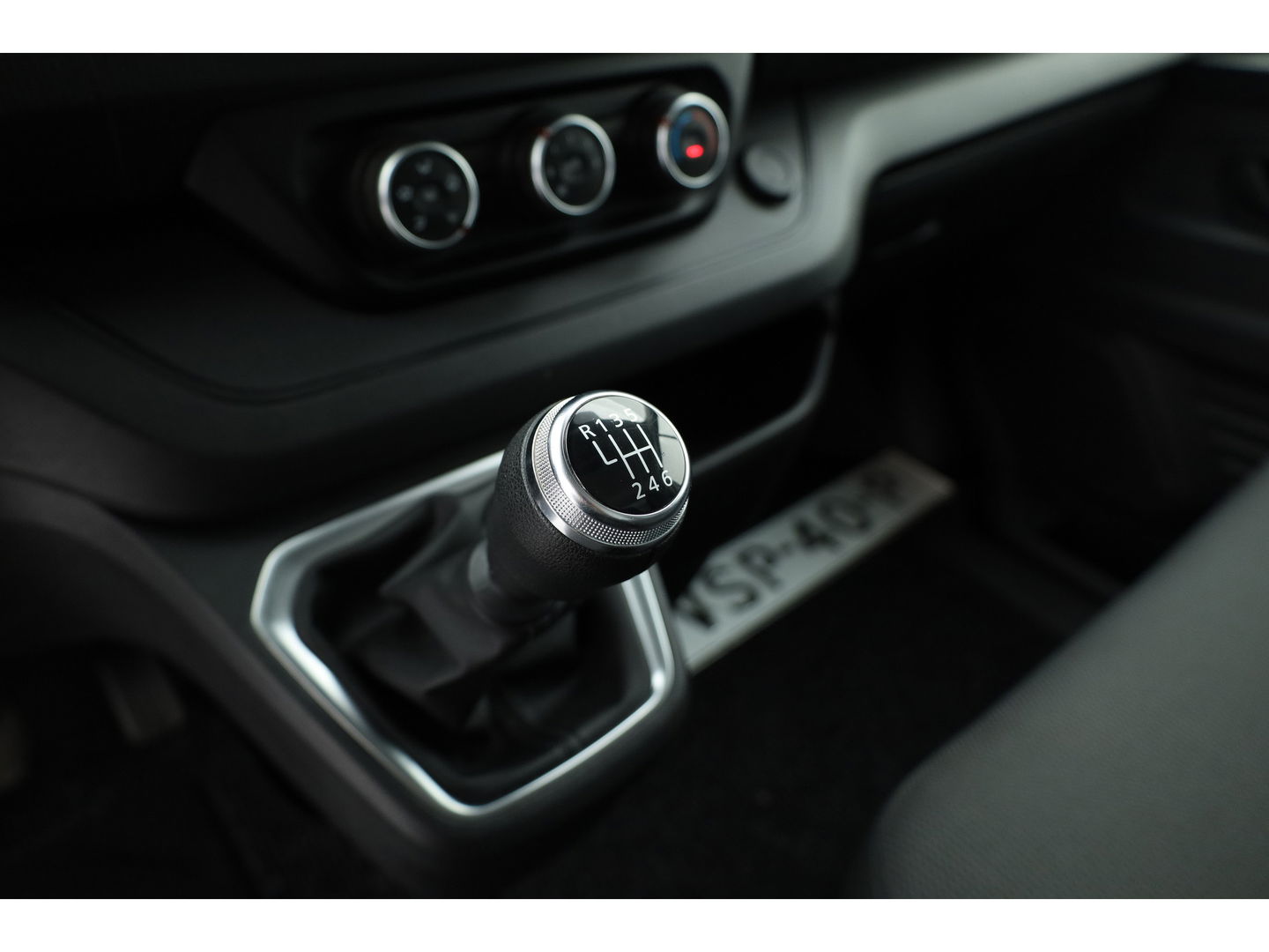 Renault Trafic 2.0 dCi 130 T30 L2H1 Work Edition | Trekhaak | Cruise | Camera | Bluetooth