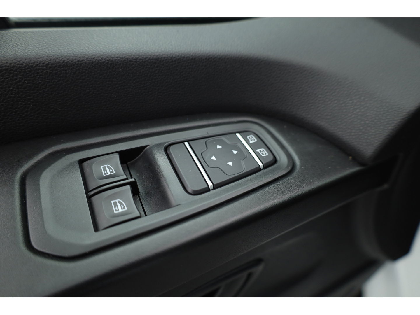 Renault Trafic 2.0 dCi 130 T30 L2H1 Work Edition | Trekhaak | Cruise | Camera | Bluetooth